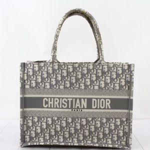****SOLD**** SOLD -DIOR Medium Book Tote
